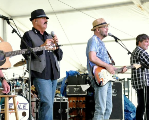 Exile Country Music Live Performance